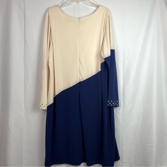 Ashley Stewart Cream and Blue Long Sleeve Dress - Picture 4 of 9